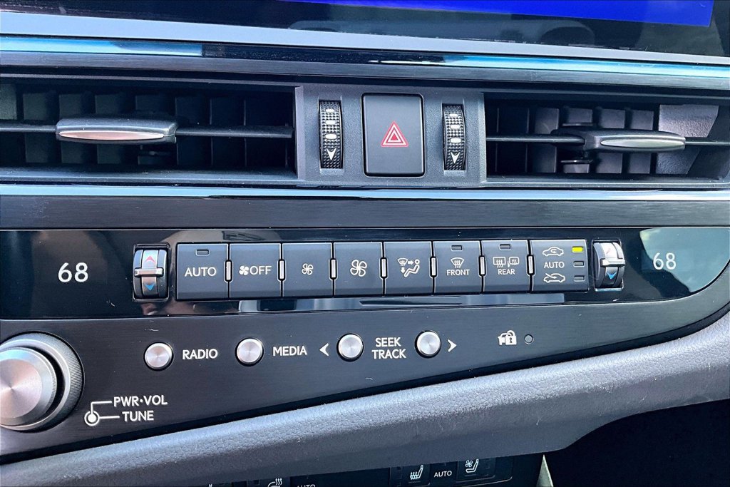 Used 2025 Lexus ES 350 w/ Premium Package FWD image 24