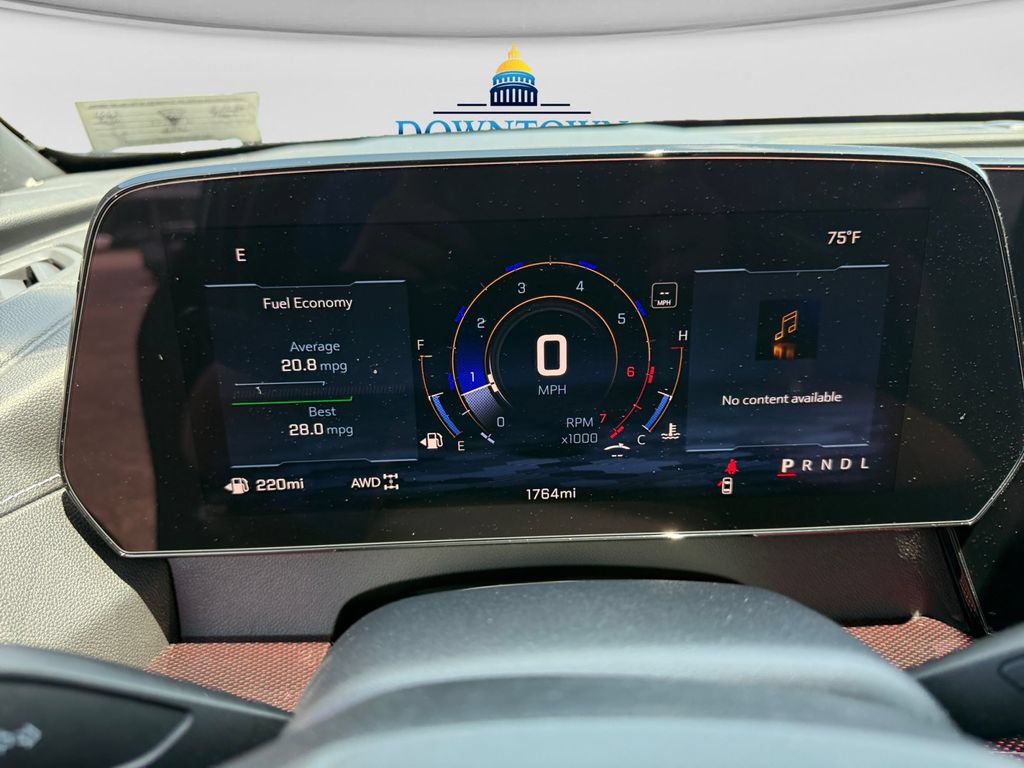 Used 2026 Chevrolet Traverse Z71 w/ LPO, Floor Liner Package AWD/4WD image 14