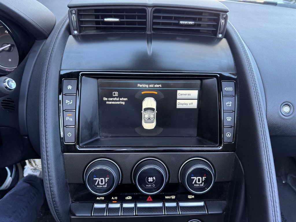 Used 2016 Jaguar F-TYPE Convertible image 29