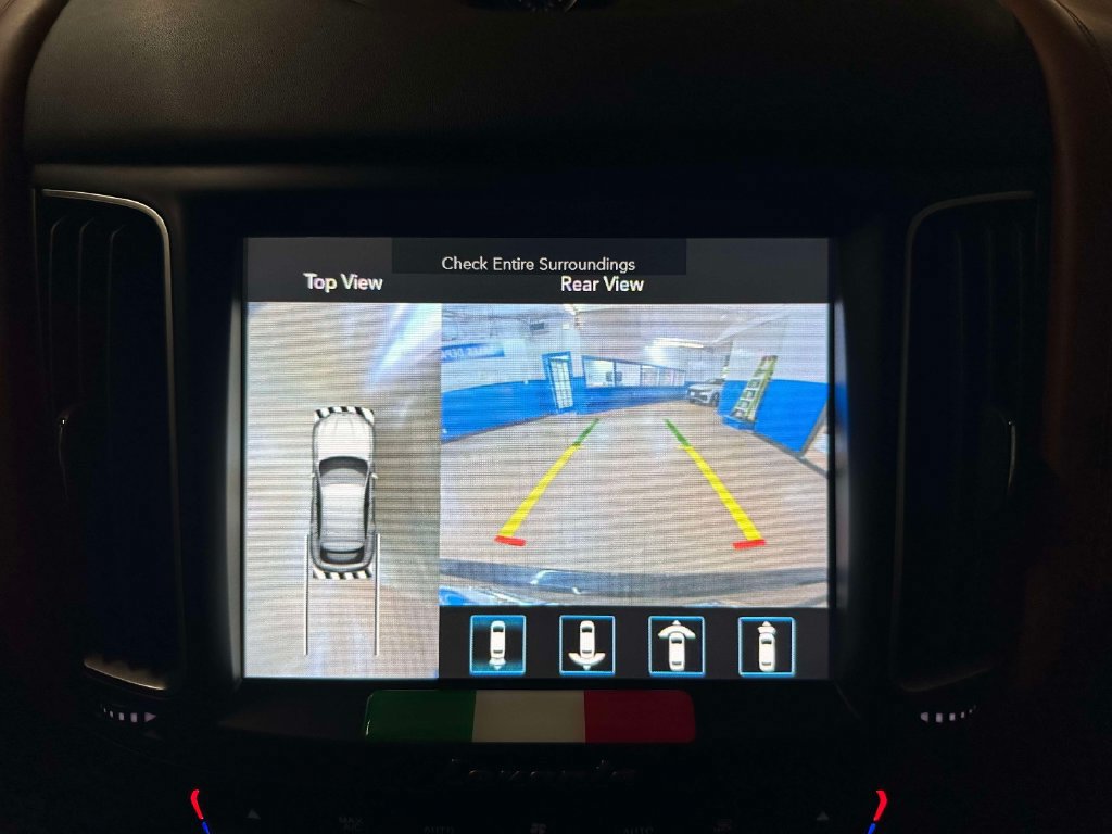 Used 2020 Maserati Levante S GranSport AWD/4WD image 6