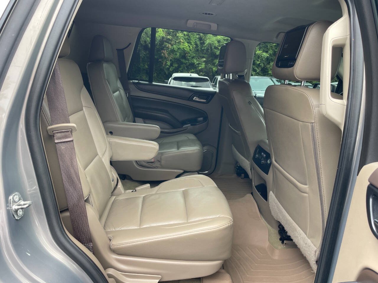 Used 2018 Chevrolet Tahoe LT w/ Max Trailering Package RWD image 17