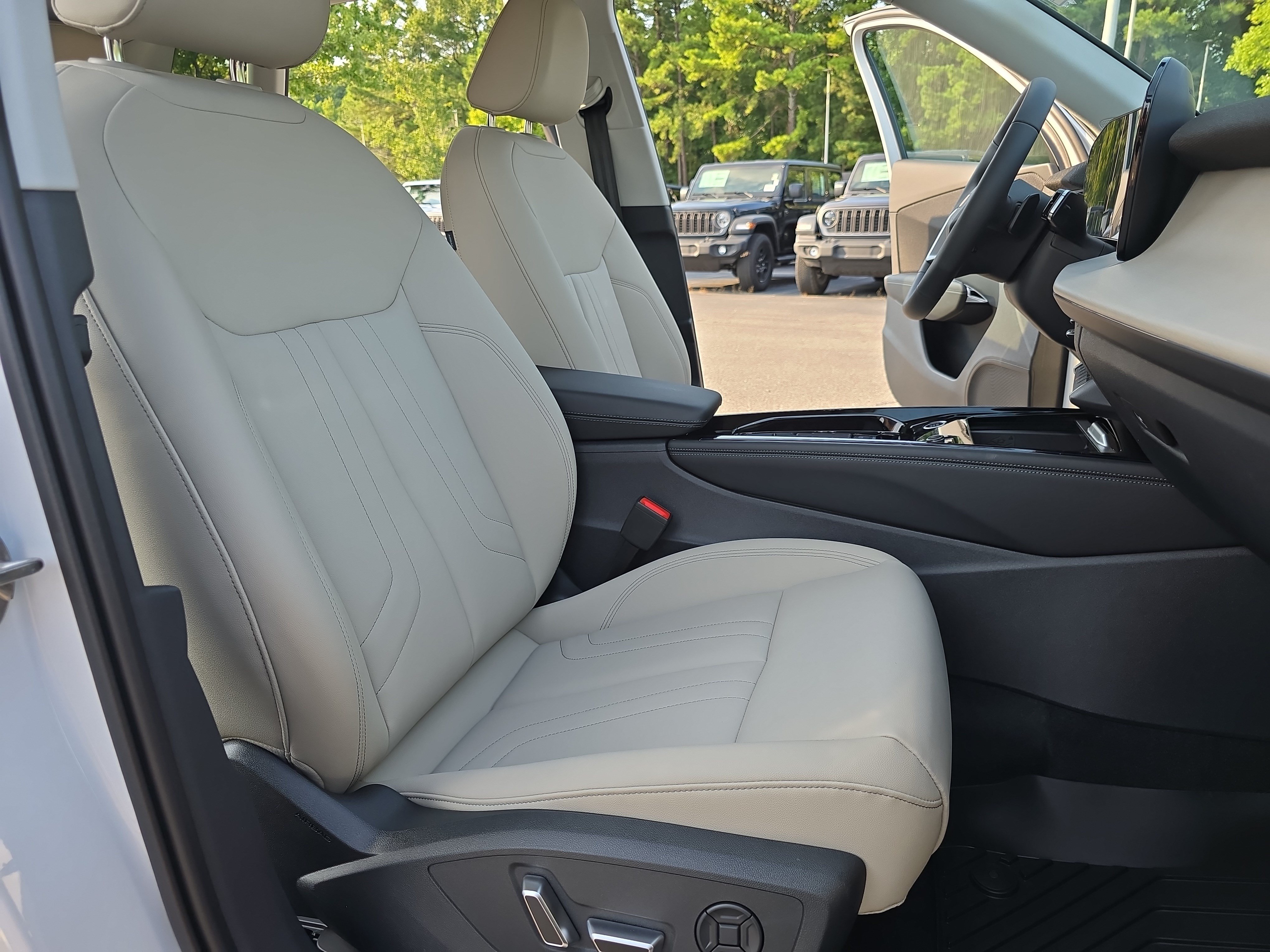 New 2026 Audi Q3 quattro 2.0T AWD/4WD image 10