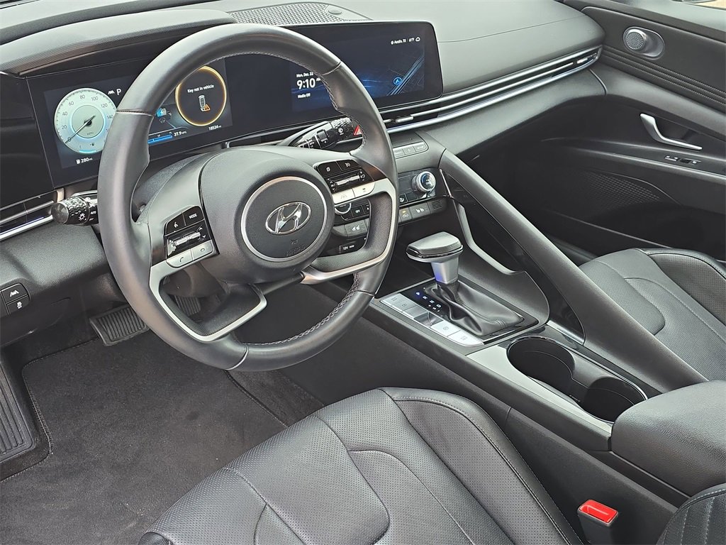 Certified 2023 Hyundai Elantra Limited image 15