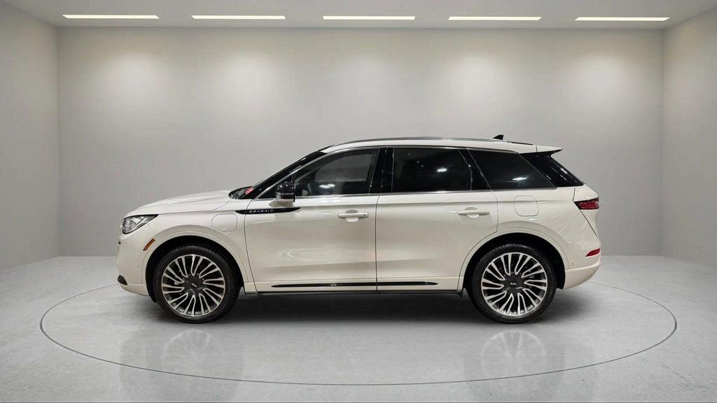 Certified 2022 Lincoln Corsair Grand Touring w/ Elements Technology Bundle image 19