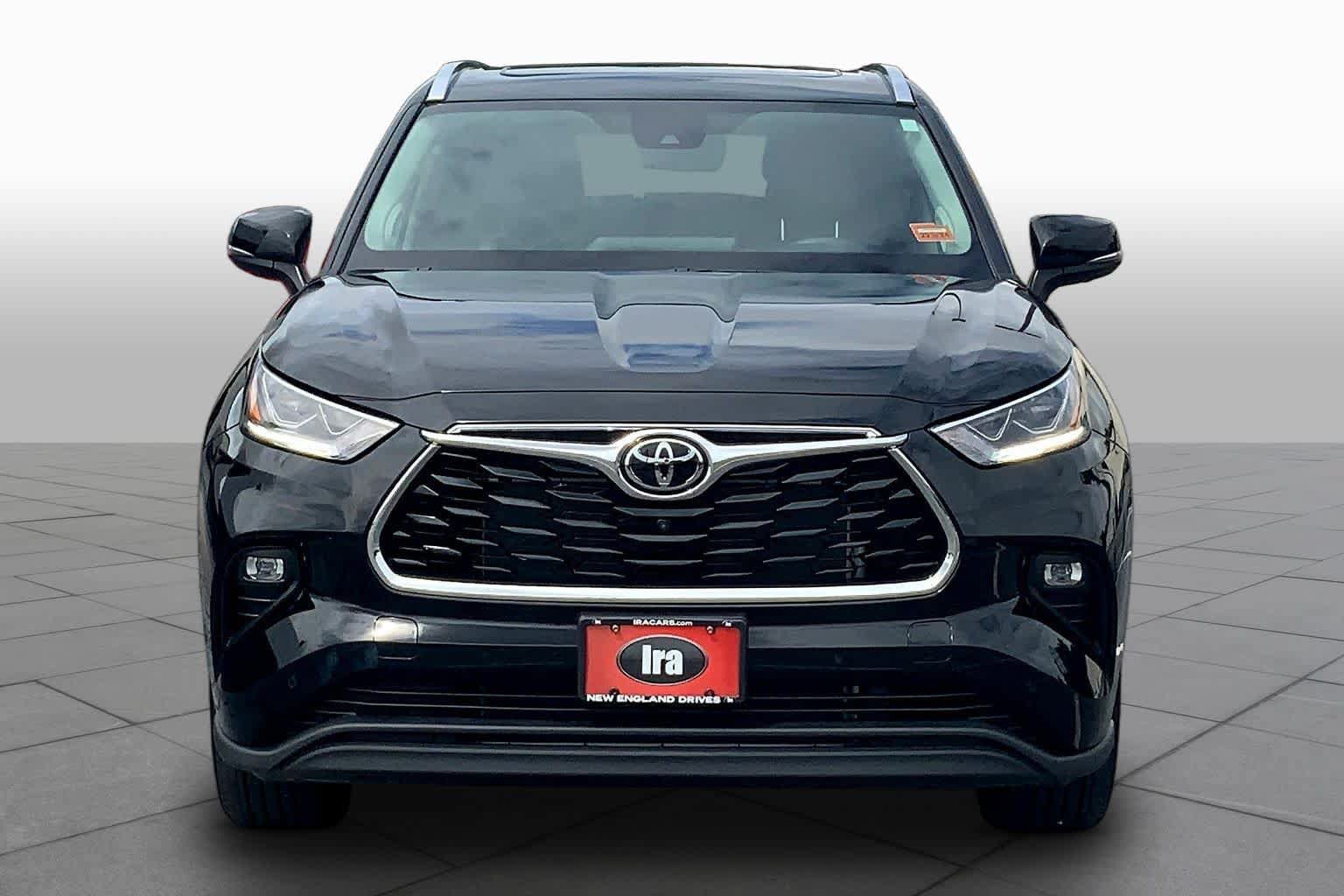 Used 2022 Toyota Highlander Limited AWD/4WD image 7