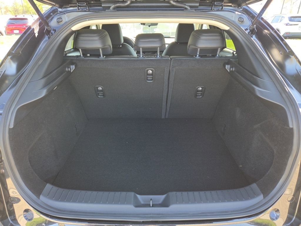 New 2026 MAZDA CX-30 AWD 2.5 S w/ Select Sport Pkg image 15