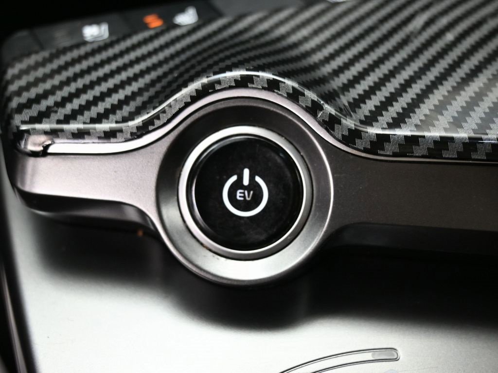 Used 2022 Kia EV6 Wind image 30