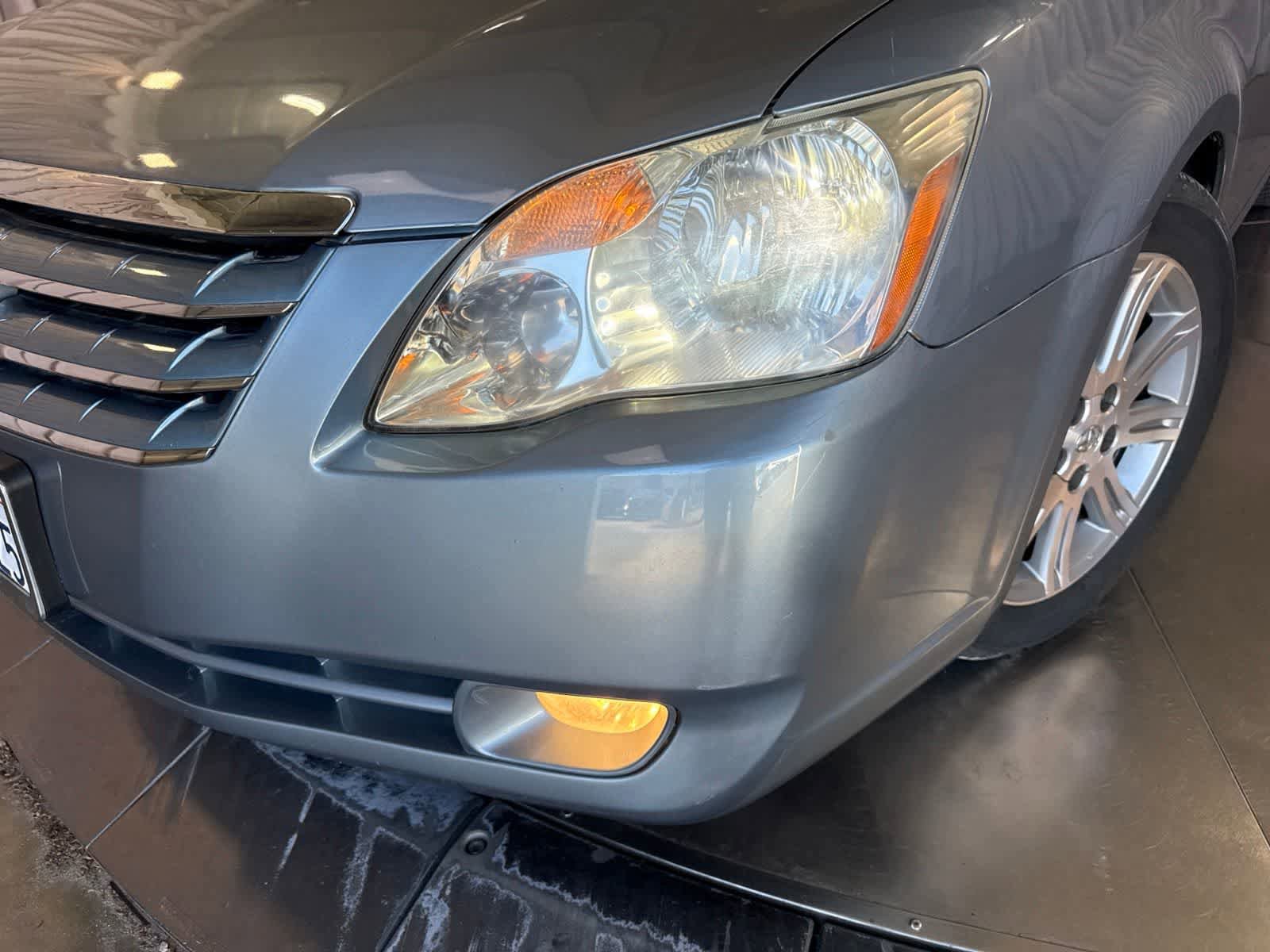 Used 2005 Toyota Avalon Limited FWD image 9