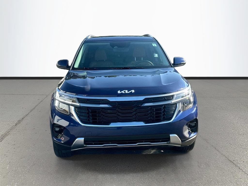 Certified 2024 Kia Seltos EX AWD/4WD image 2