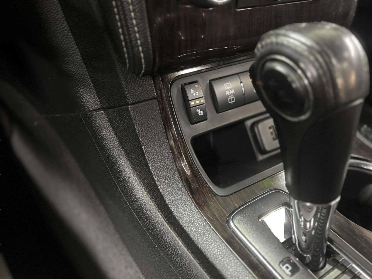 Used 2016 Chevrolet Traverse LT image 28