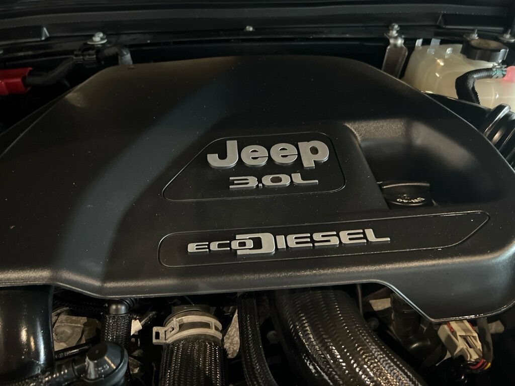 Used 2021 Jeep Gladiator Overland AWD/4WD image 27