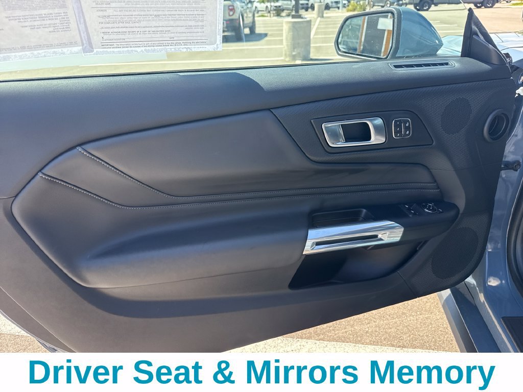 Used 2025 Ford Mustang GT Premium RWD image 11