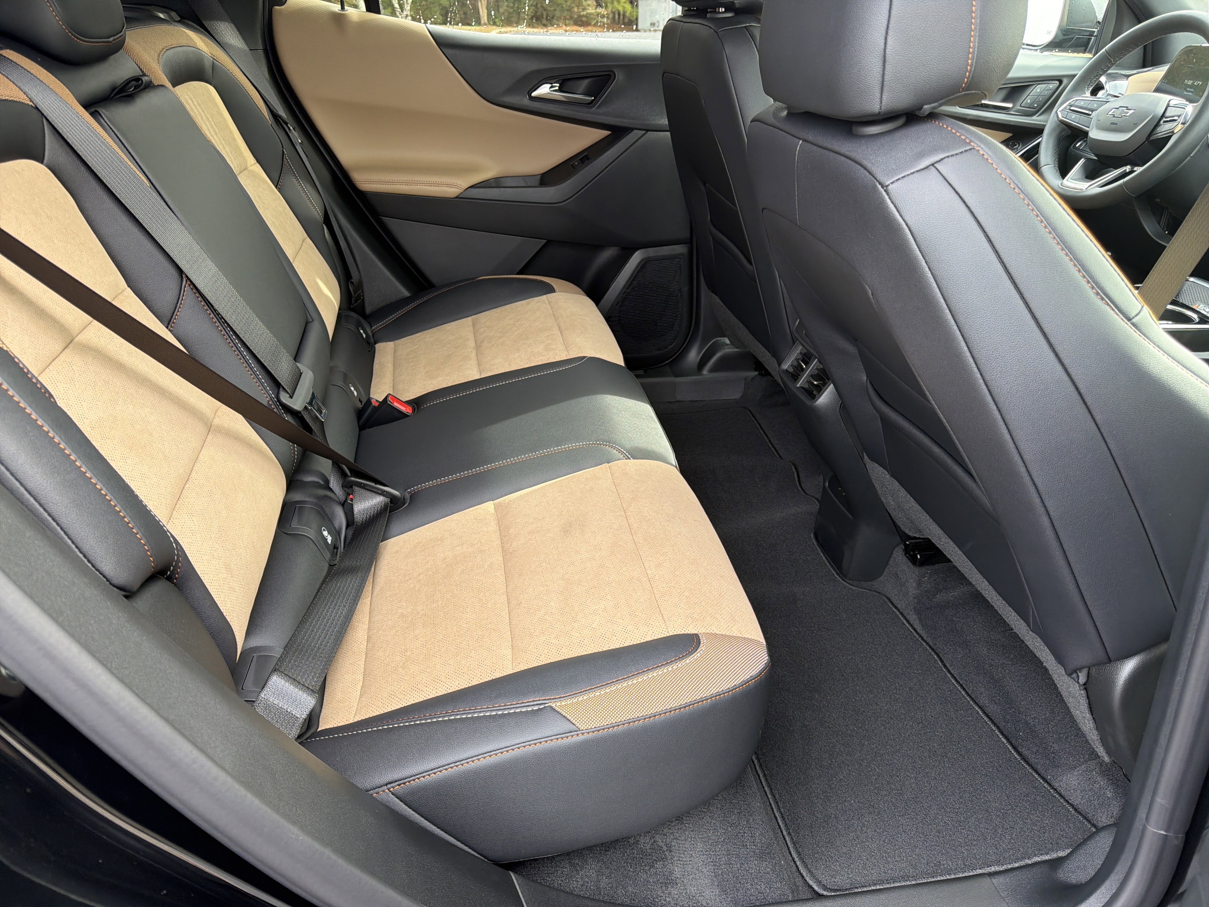 New 2026 Chevrolet Equinox ACTIV w/ Convenience Package III image 15