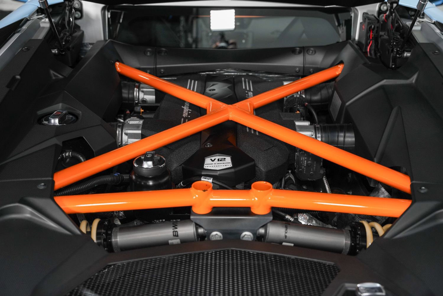 Used 2018 Lamborghini Aventador S image 47