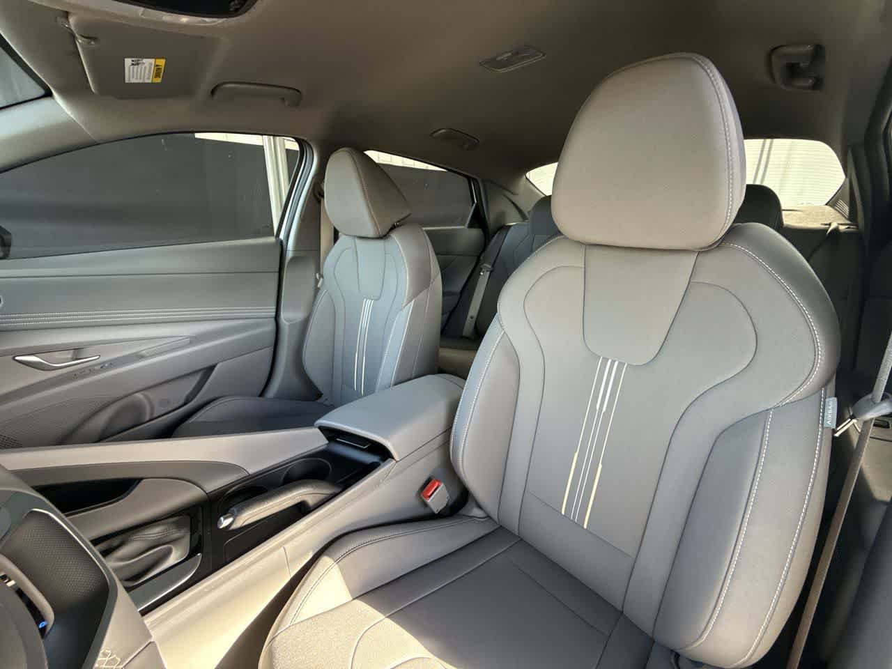 New 2025 Hyundai Elantra Sport FWD image 14
