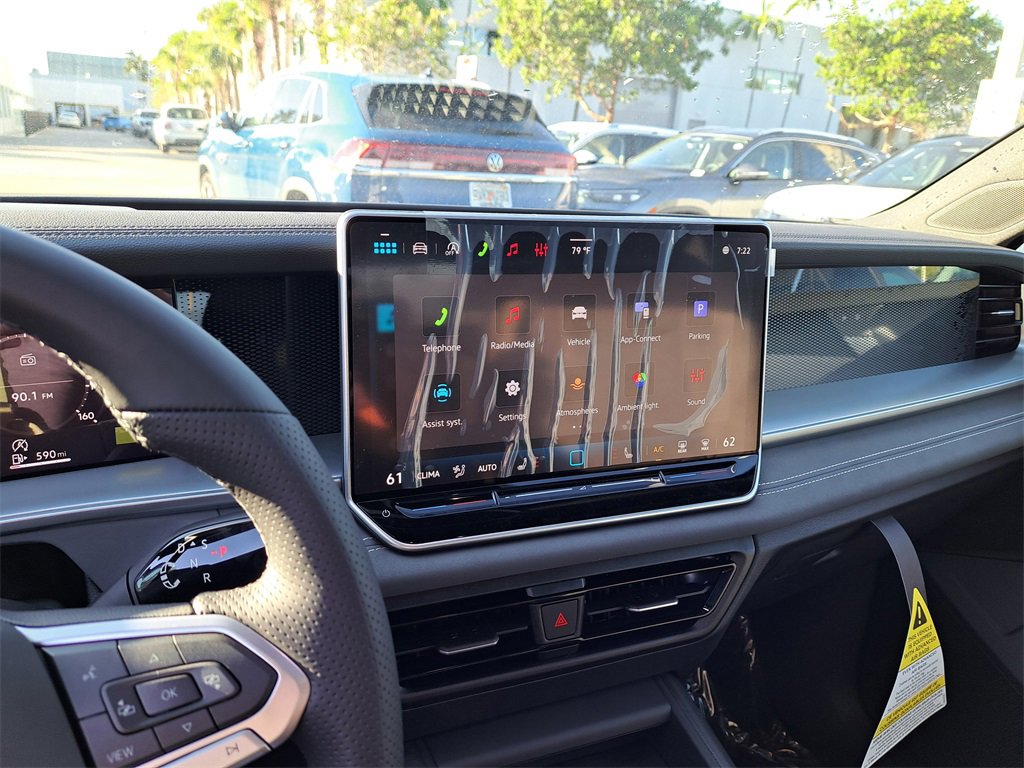 New 2026 Volkswagen Tiguan SE R-Line image 9