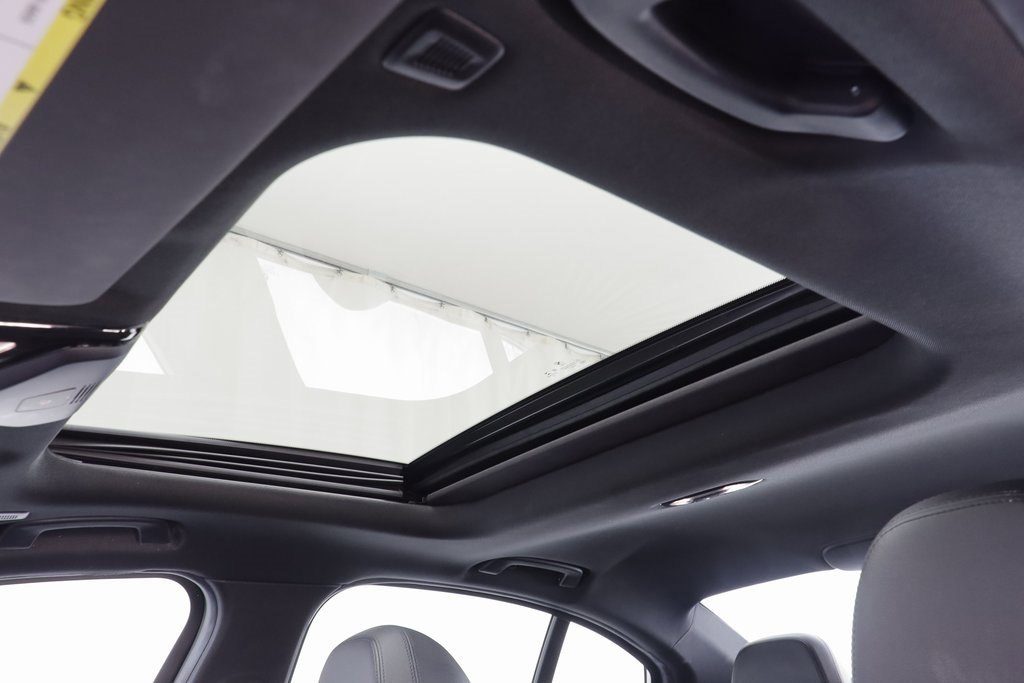 Used 2020 BMW 330i xDrive Sedan image 14