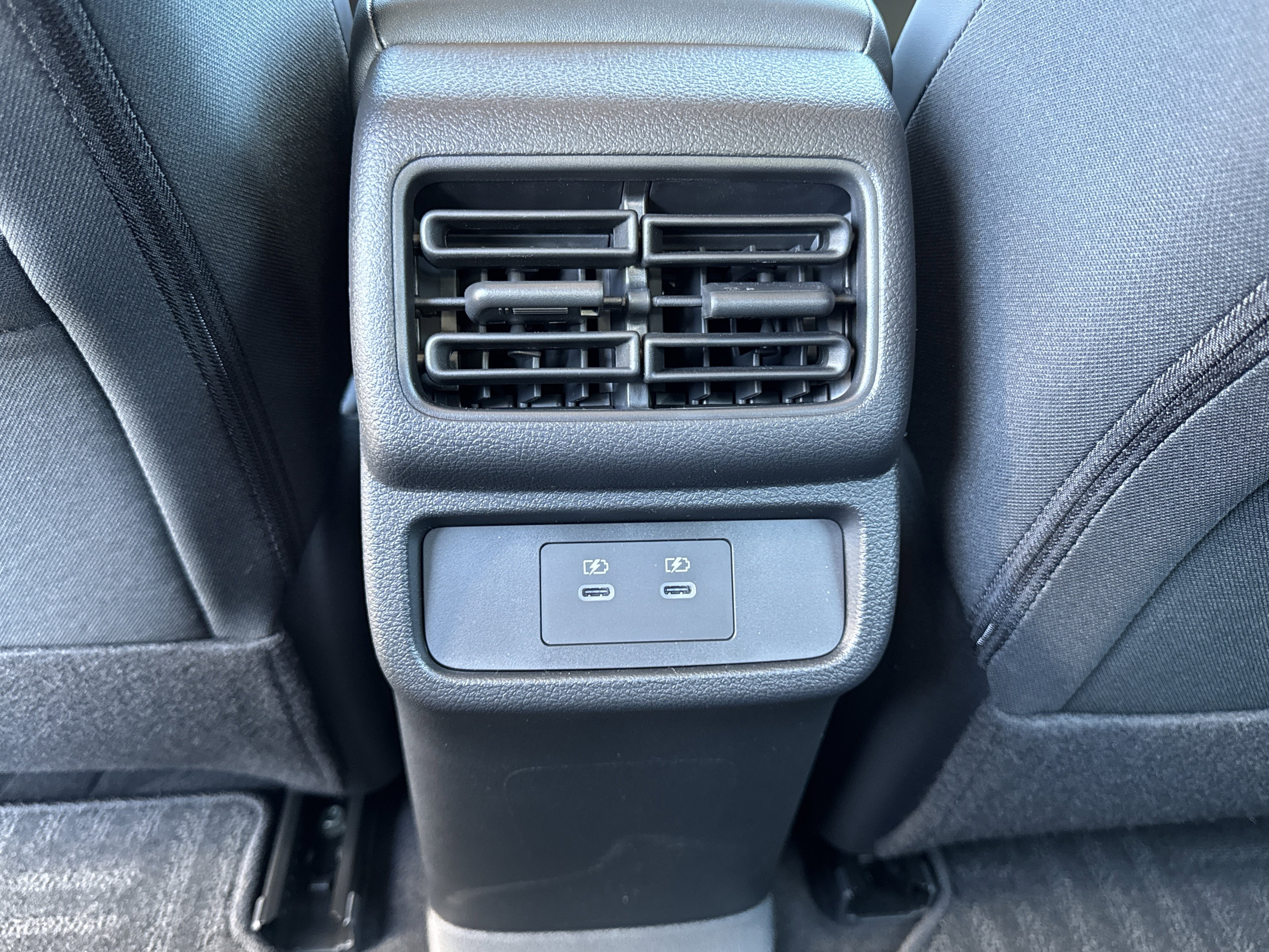New 2026 Nissan Leaf SV+ w/ Floor Mat Package (SV+) FWD image 15