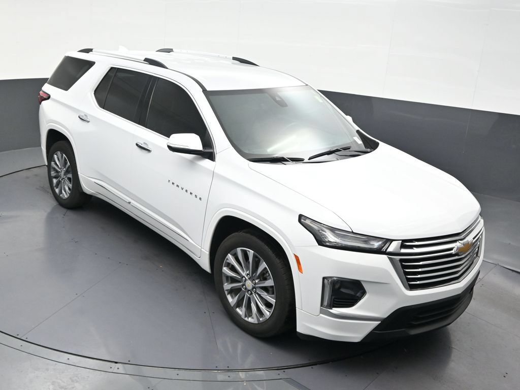 Used 2023 Chevrolet Traverse Premier FWD image 22