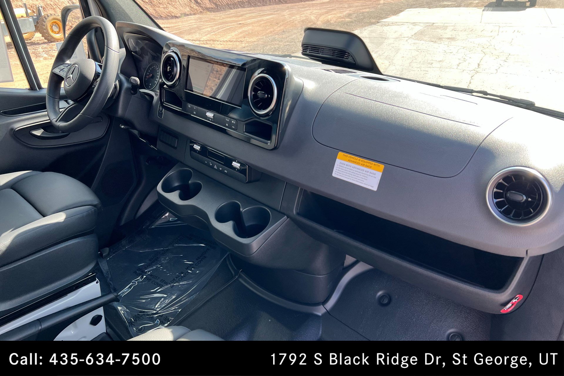 Used 2025 Mercedes-Benz Sprinter 2500 image 22