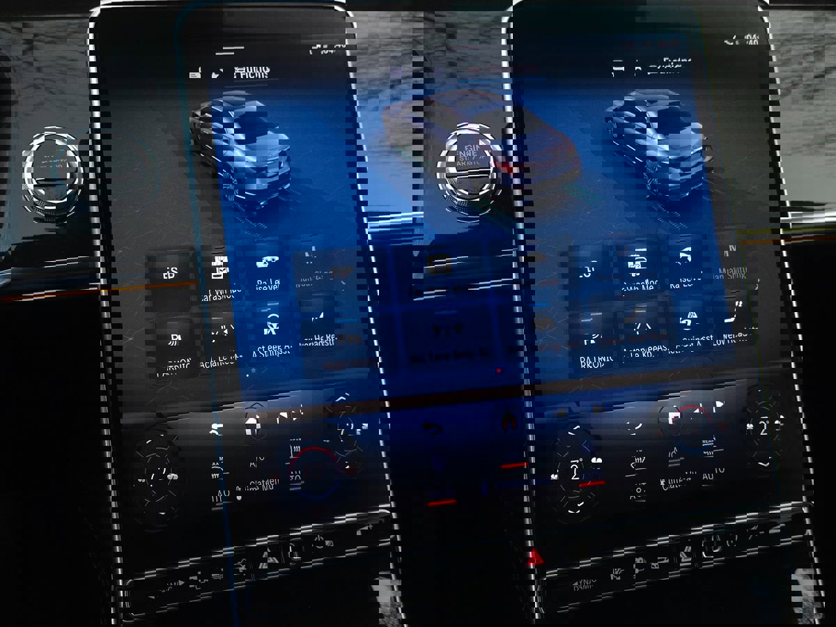 Used 2023 Mercedes-Benz S 580e 4MATIC Sedan w/ Warmth & Comfort Package image 69