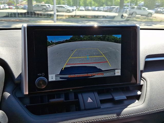 Used 2024 Toyota RAV4 LE AWD/4WD image 20