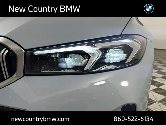 Used 2026 BMW 330i xDrive Sedan w/ M Sport Package AWD/4WD image 29