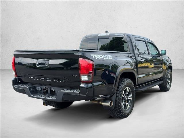 Used 2019 Toyota Tacoma TRD Sport AWD/4WD image 5
