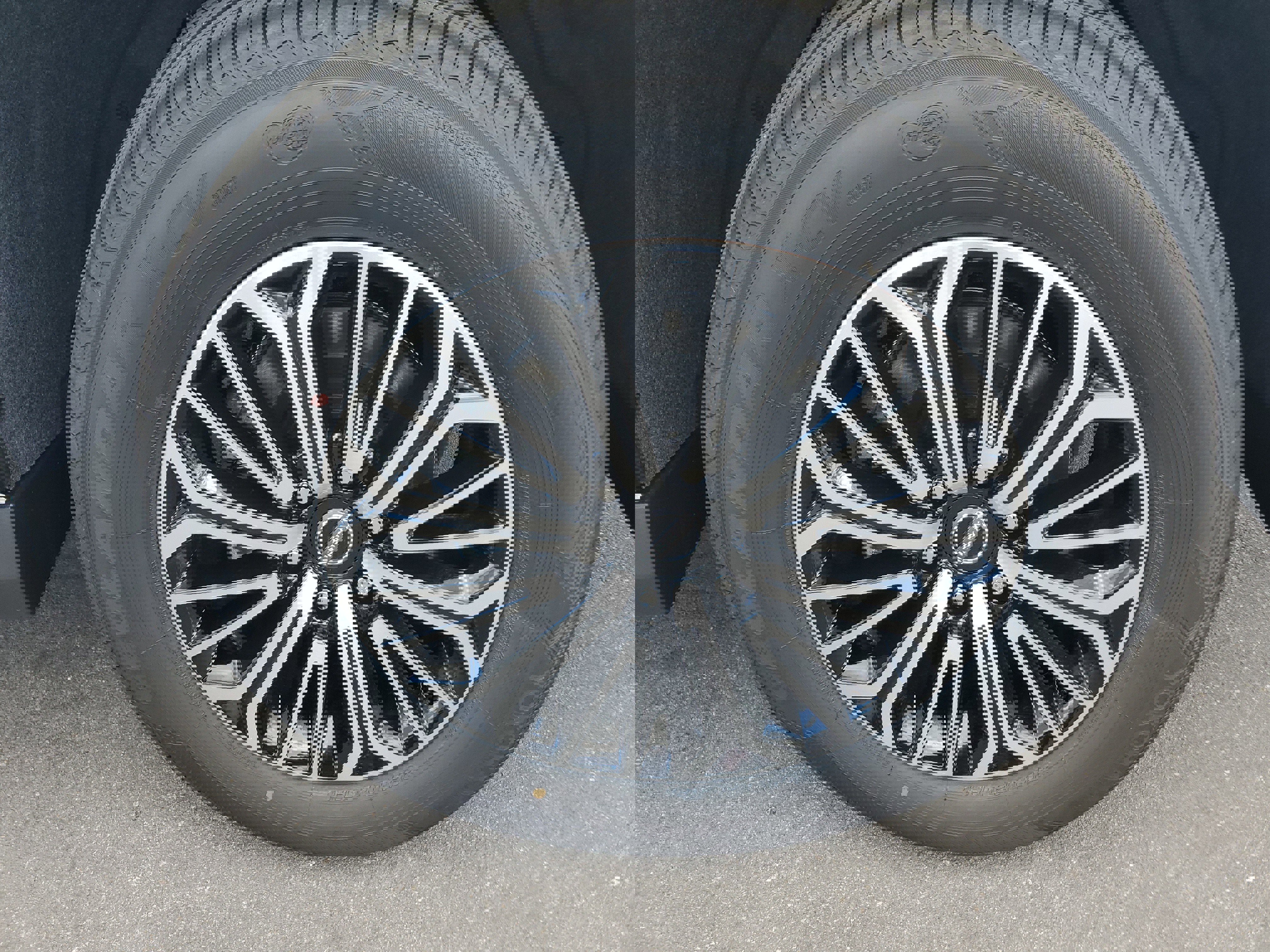 New 2025 Nissan Armada SL w/ Captain's Chari Seat Package image 8