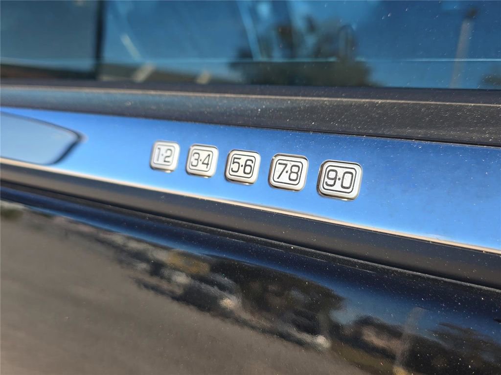 Used 2015 Ford Expedition Platinum image 10