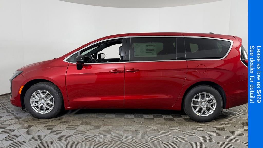 New 2027 Chrysler Pacifica Select FWD image 4