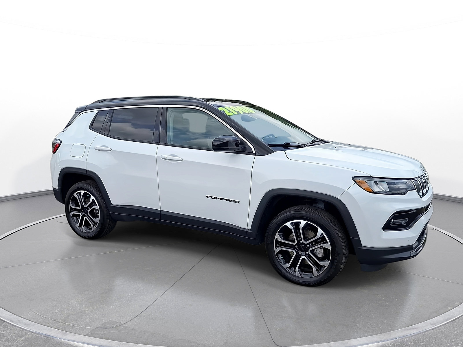 Used 2022 Jeep Compass Limited AWD/4WD image 2