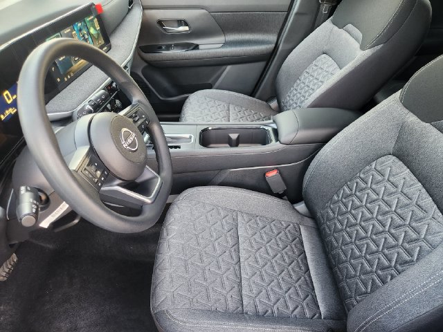 New 2027 Nissan Kicks SV FWD image 12