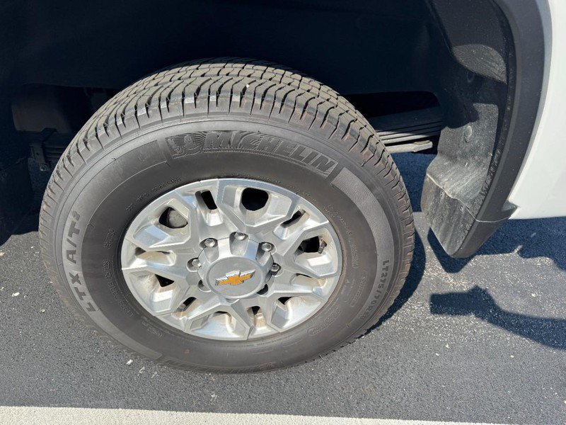 Used 2024 Chevrolet Silverado 2500 LT w/ All Star Edition AWD/4WD image 6