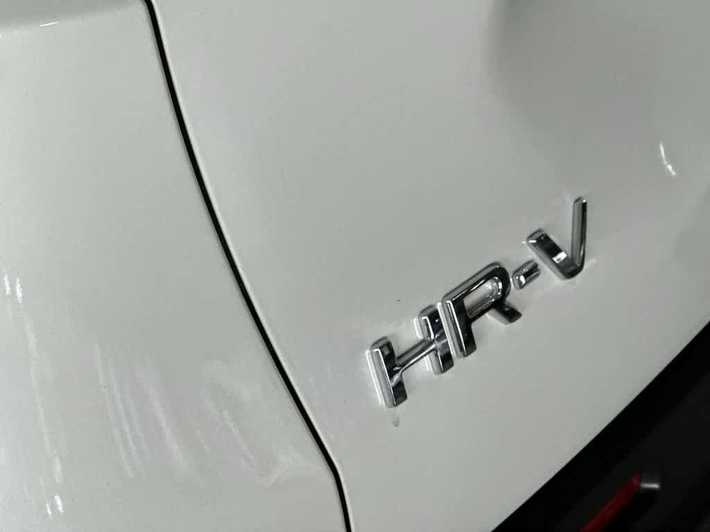Used 2025 Honda HR-V Sport image 10