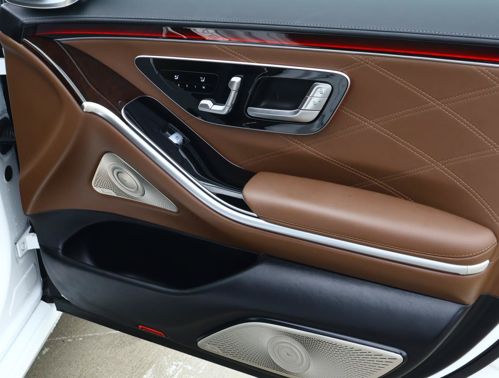 Used 2024 Mercedes-Benz Maybach S 680 4MATIC image 17