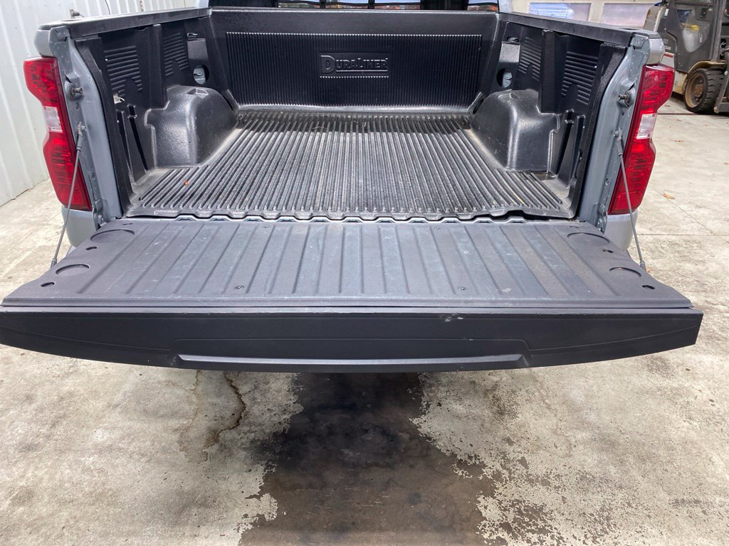 Used 2025 Chevrolet Silverado 1500 LT AWD/4WD image 12