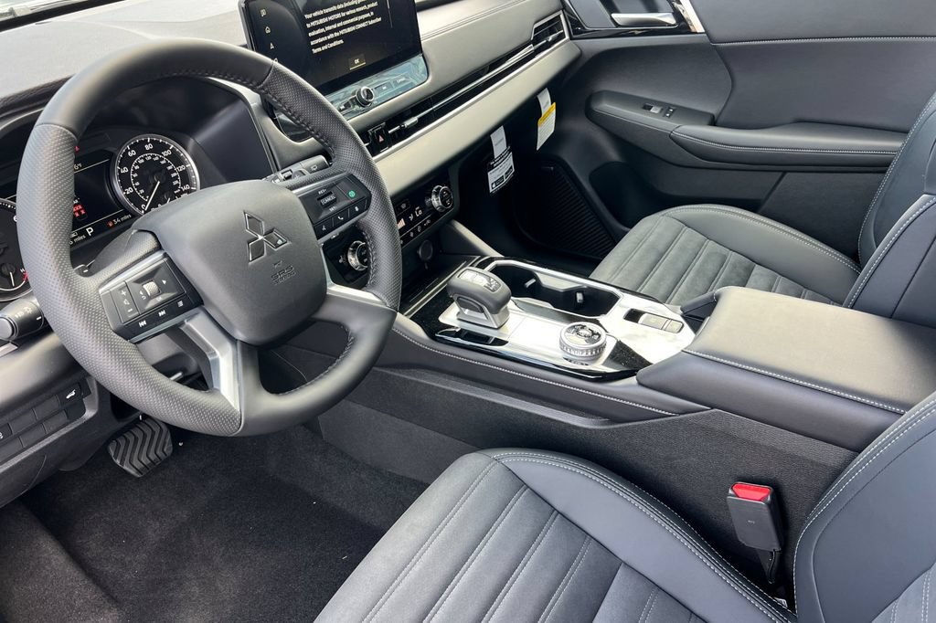 New 2026 Mitsubishi Outlander SE AWD/4WD image 11