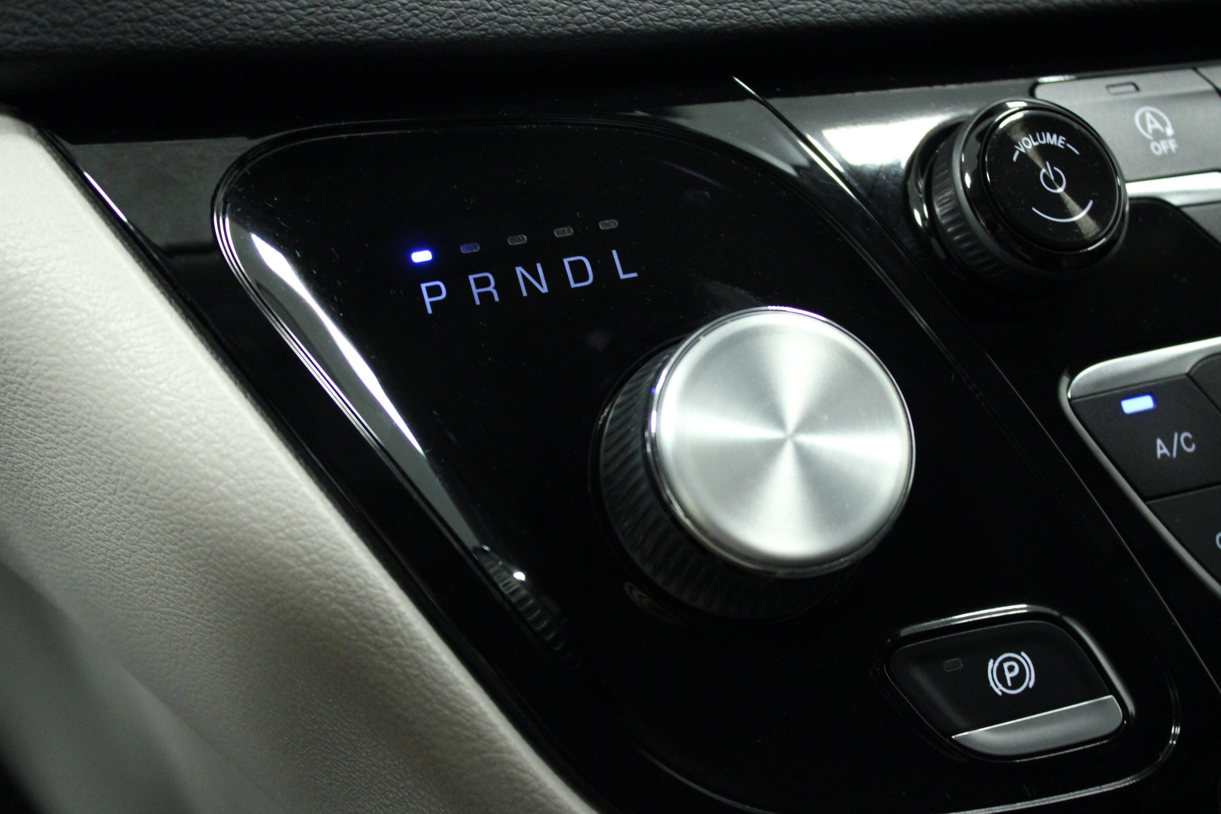 Used 2022 Chrysler Pacifica Touring-L FWD image 24