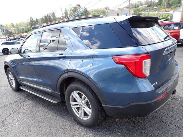 Used 2020 Ford Explorer XLT w/ Equipment Group 202A image 4