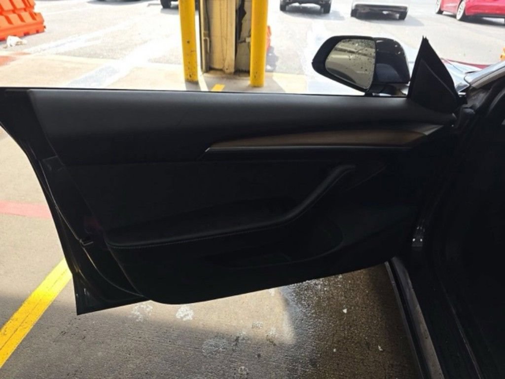 Used 2023 Tesla Model 3 Standard Range RWD image 14