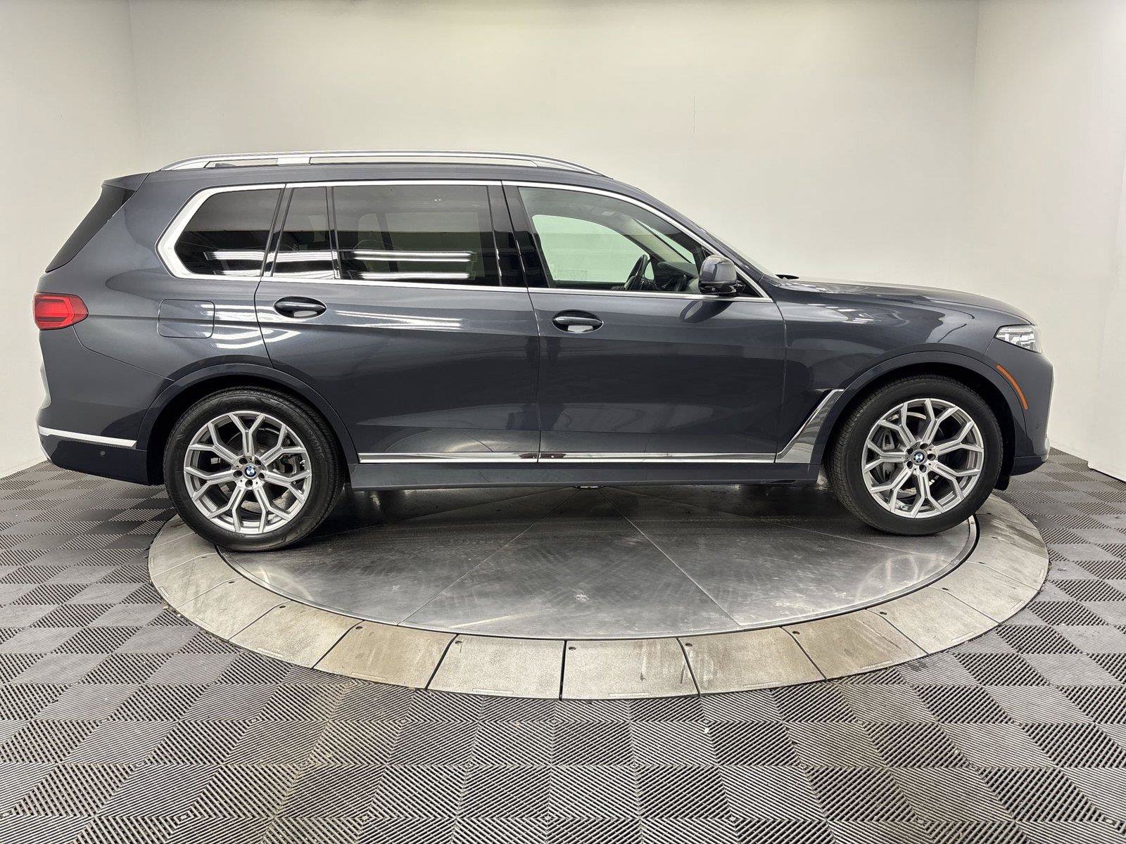 Used 2019 BMW X7 xDrive40i w/ Premium Package AWD/4WD image 5