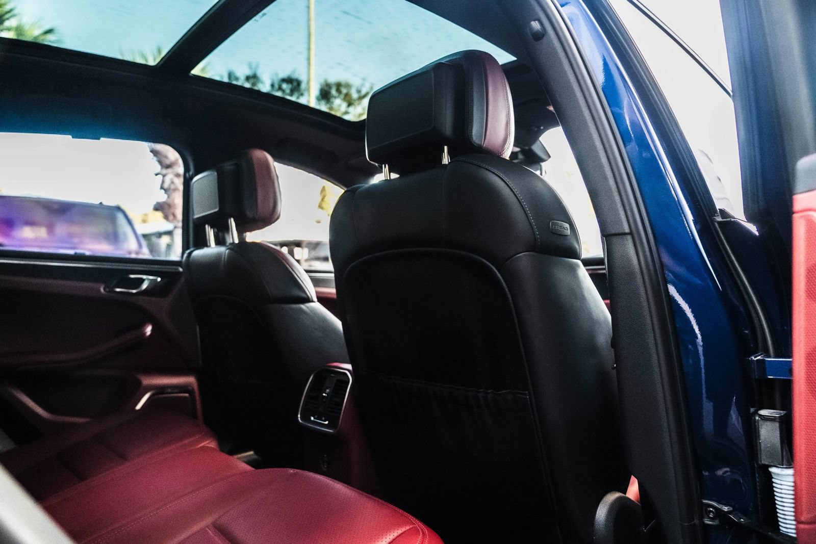 Used 2022 Porsche Macan GTS AWD/4WD image 33