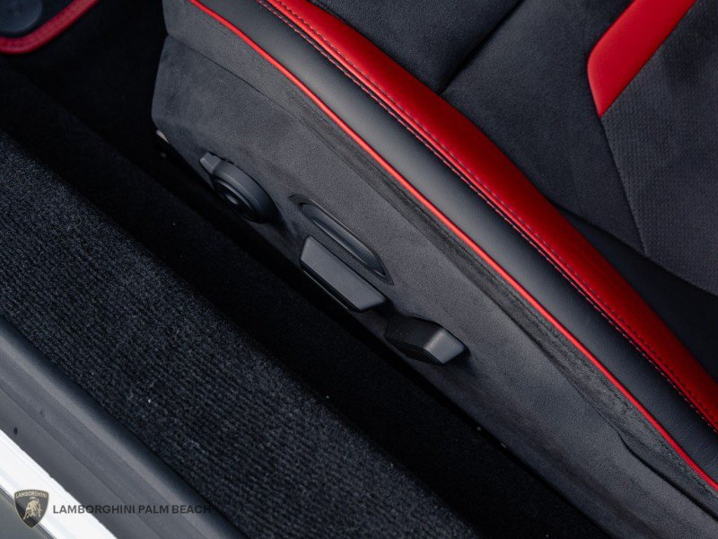 Used 2026 Lamborghini Temerario AWD/4WD image 19