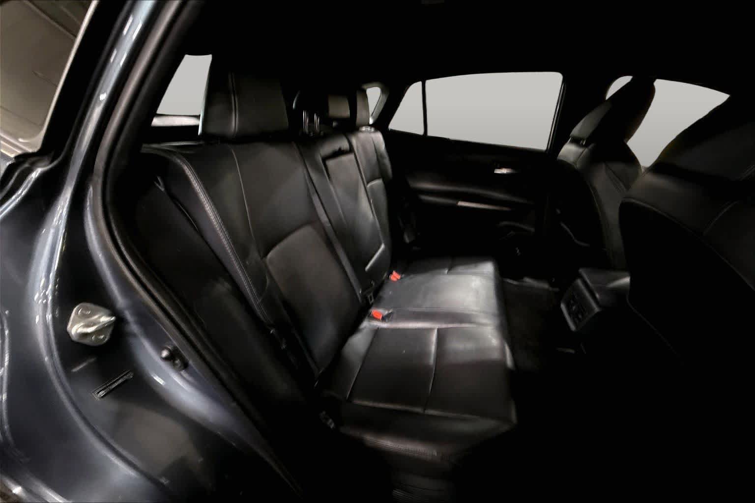 Used 2021 Toyota Venza Limited w/ Advanced Technology Package AWD/4WD image 18
