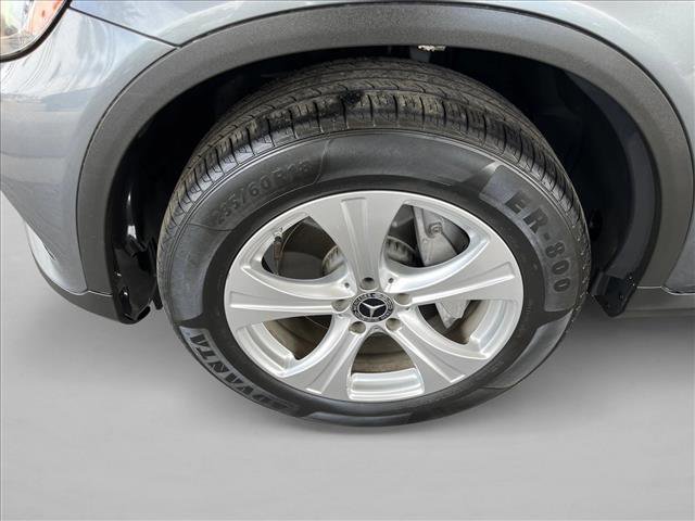 Used 2018 Mercedes-Benz GLC 300 4MATIC image 23