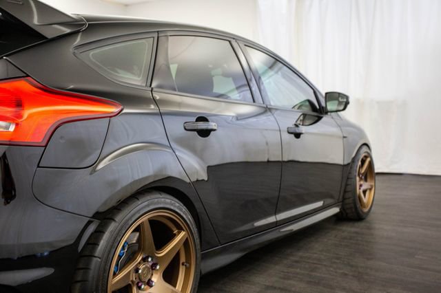 Used 2016 Ford Focus RS image 33