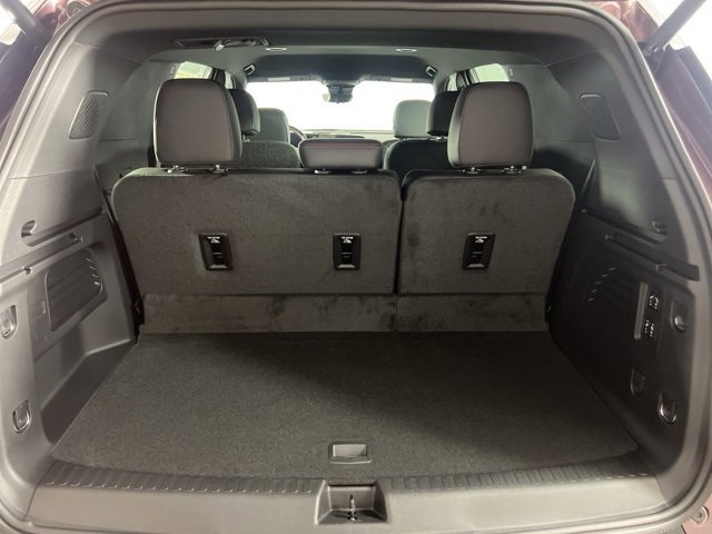 New 2026 Chevrolet Traverse RS w/ LPO, Floor Liner Package image 6
