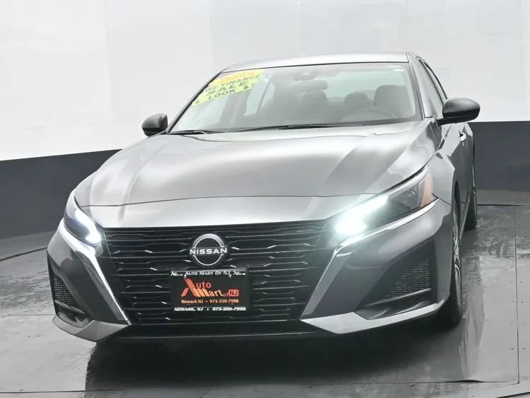 Used 2025 Nissan Altima 2.5 SV
