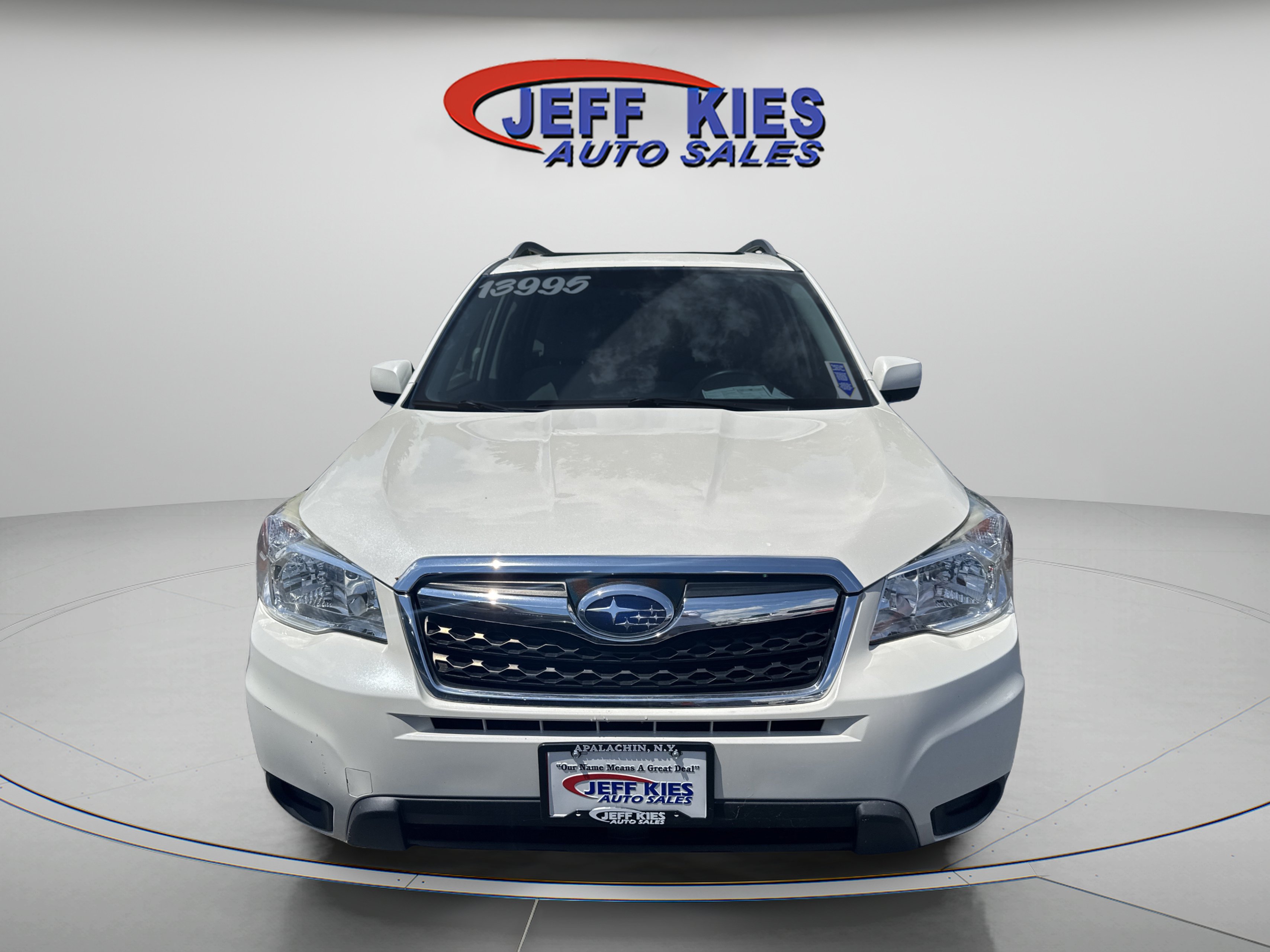 Used 2016 Subaru Forester 2.5i Premium w/ All-Weather Package AWD/4WD image 2